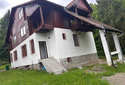 Duplex deosebit cu vedere panoramica spre munti si padure - Tocile, Sadu - 3