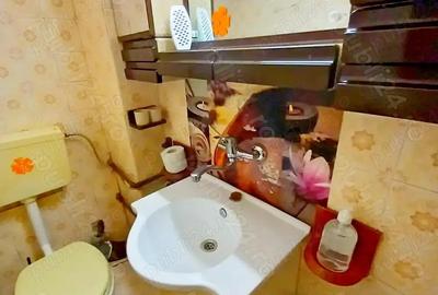 Aradului apartament cu 3 camere - 8