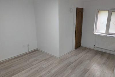 Spațiu comercial, de 22 mp, în Podu Roș - 9