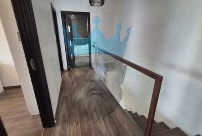 Casă individuală cu 4 camere cu Canalizare în Apărătorii Patriei - 13