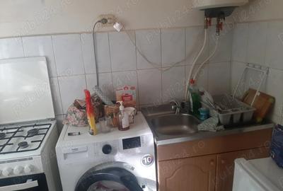 Garsoniera zona turnatorie cu baie si bucatarie 21000euro - 3