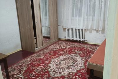 Garsonieră decomandată în Tractorul - 3