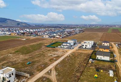 Teren de 500 mp, în Sânpetru - 3