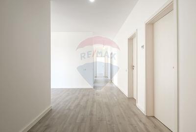 Casă cu 5 camere cu Teren 657 Mp în Hălchiu - 3