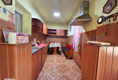 Casă cu 3 camere cu Canalizare în Calea Clujului - 8