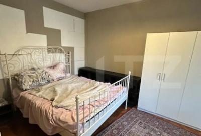Apartament cu 3 camere semidecomandat, mobilat în Unirii