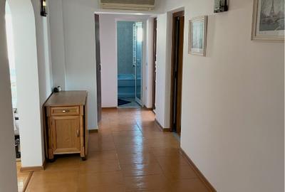 Apartament cu 3 camere decomandat, mobilat în Central - 8