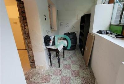 Casă individuală cu 5 camere cu Teren 1600 Mp în Schei - 9