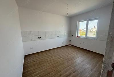 Casă cu 4 camere în Favorit - 6