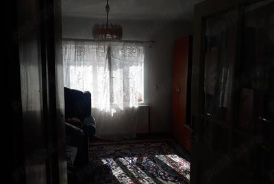 Casă cu 3 camere cu Teren 4000 Mp în Popești - 4