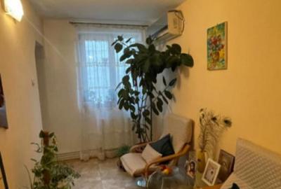 Apartament 4 camere - zona Far Constanta - 6
