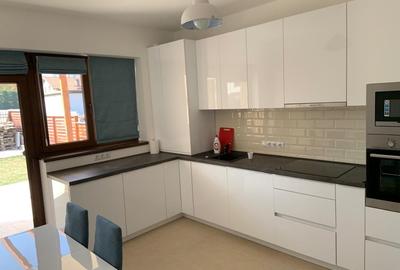 Inchiriere casa noua cu etaj, 5 camere, 180 mp., Manastur - 2