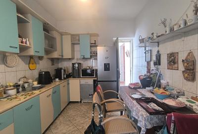 Spațiu comercial de închiriat, S+P+1+Pod - 4