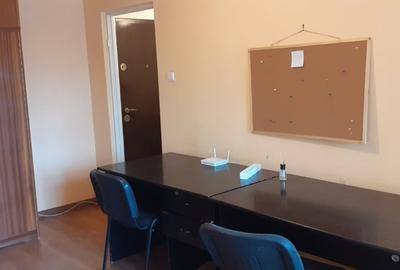 Proprietar inchiriez garsoniera cu balcon Proprietar inchiriez garsoniera cu balcon - 3