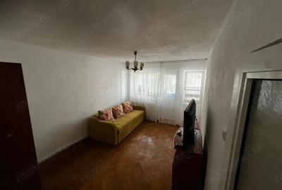 Apartament 3 camere de inchiriat