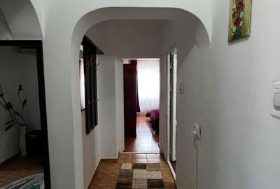 Apartament cu 2 camere decomandat în Tomis Nord