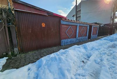 Casă individuală cu 4 camere cu Canalizare în Bucureștii Noi - 16