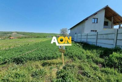 De vanzare 1682mp teren intravilan, cu utilitati, Oarda de Sus