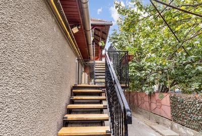 Apartament cu 3 camere la casa de vanzare in Bujac - 2