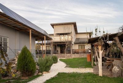 Casa Verde DN 1 aproape de Ploiesti