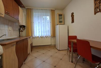 De inchiriat apart. 2 cam, Tg. Mures, 7 Noiembrie Zona UMF De inchiriat apart. 2 cam, Tg. Mures, 7 Noiembrie Zona UMF - 6