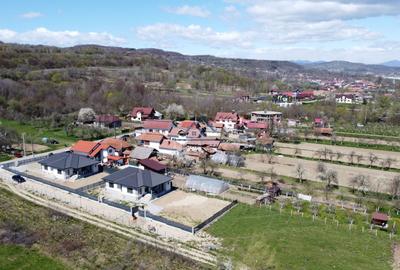 Casă individuală cu 4 camere cu Canalizare în Exterior Sud - 6