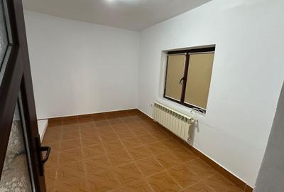 Casă de închiriat în zona Faleza Nord - 22