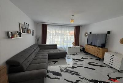Casă cu 3 camere cu Canalizare în Central - 5