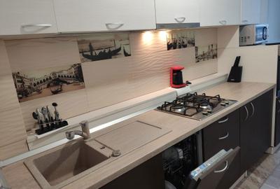 Apartament cu 2 camere decomandat în Central - 1