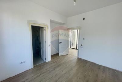 Casa / Vila cu 4 camere de vanzare in zona Nord - 10