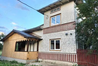 Vanzare teren ?i casa Plutoni?a, Frasin, Suceava