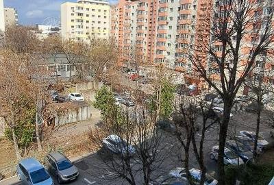 Apartament cu 3 camere decomandat în Tei - 8