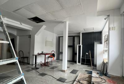 Spa?iu comercial, 38.8 mp, zona Modern - 1