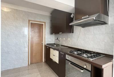 Apartament cu 4 camere decomandat în P-ța Unirii - 5