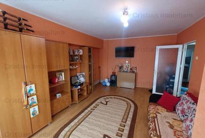 Apartament cu 3 camere decomandat în Viziru 3 - 2