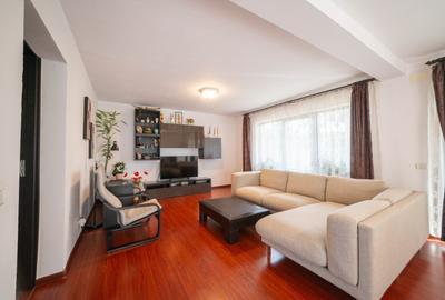 Casă Individuală P+1+M, 9 camere, 595 mp teren, 1.356€/mp,  zona Aradului