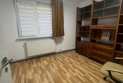 De vânzare – Apartament 3 camere, decomandat, situat la parter, Mazepa - 2