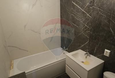 Apartament cu 3 camere de vanzare in zona Andronache - 6