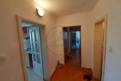 Apartament 4 camere,etajul 2,zona Petru Rares - 1