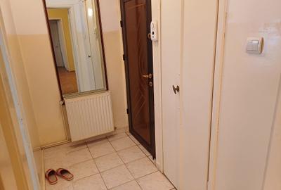 Apartament cu doua camere semidecomandat si foarte spatios - 8