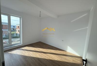 Bucovăț-Duplex P+E-4 Camere - 11