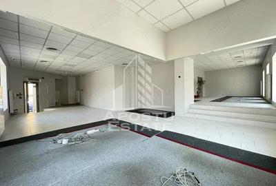 Spațiu comercial, de 150 mp, în Fabric