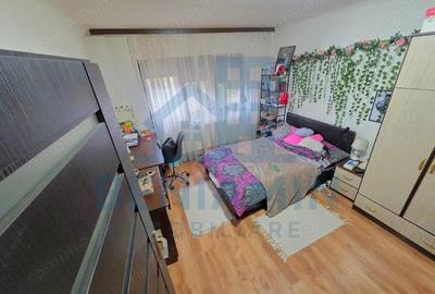 Apartament cu 3 camere decomandat în Craiovița Nouă - 4