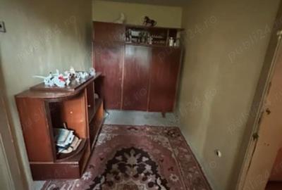 Casă cu 5 camere cu Teren 2000 Mp în Radomirești - 3