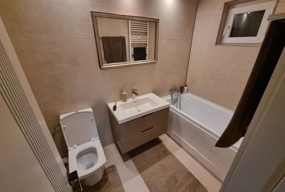 Apartament cu 3 camere decomandat, mobilat în Poarta 6 - 6
