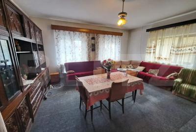 Casă cu 5 camere cu Teren 1384 Mp în Hărman - 7