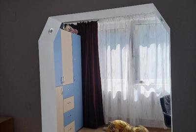 Apartament cu 2 camere decomandat în Astra