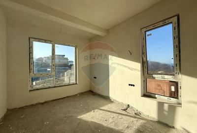 Casă cu 5 camere cu Teren 250 Mp în Florești - 6