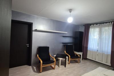 Camil Ressu/ale.Ilioara,2 minute metrou N.Grigorescu - 3