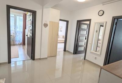 Direct proprietar | 3 camere | Et. 5/6 | 72,6 mp (84,7 mp total) | Parcare - 8